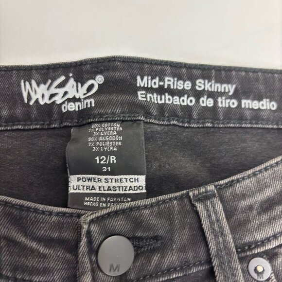 Mossimo Mid Rise Skinny Raw Hem Women's size 12 Black Denim Jeans - Picture 2 of 3